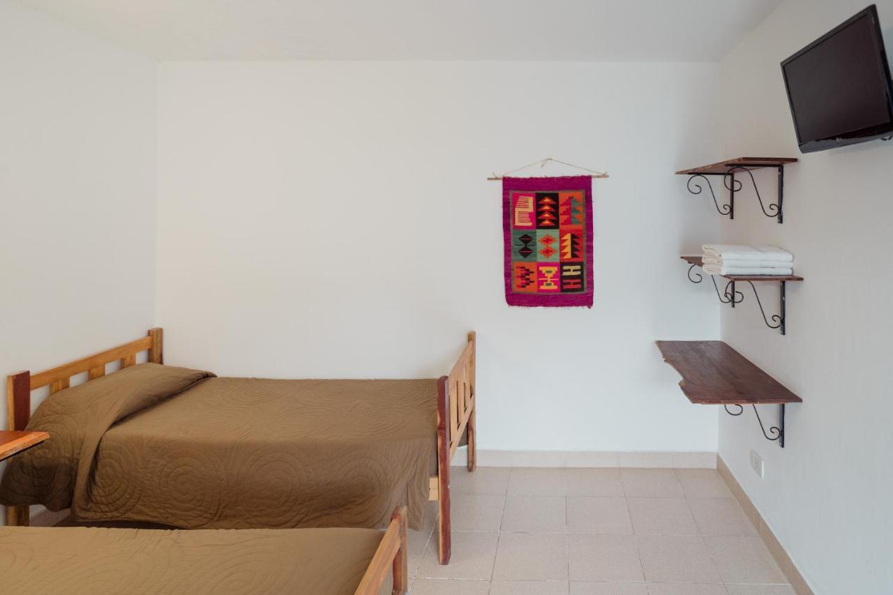 Aires De Cafayate Hostel Buitenkant foto